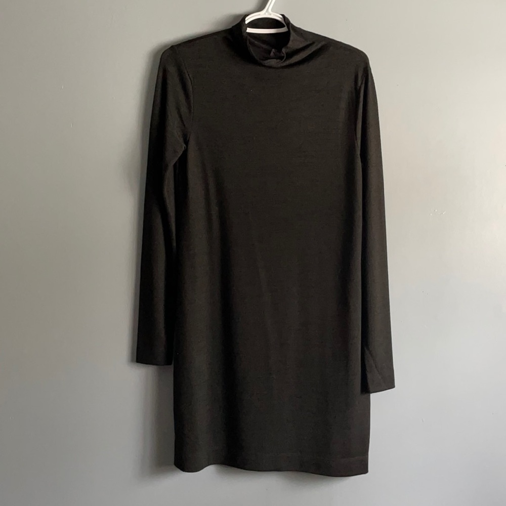 NWT ORB ISLA BLACK TURTLENECK MINI LONG SLEEVE  LIGHTWEIGHT TEE DRESS